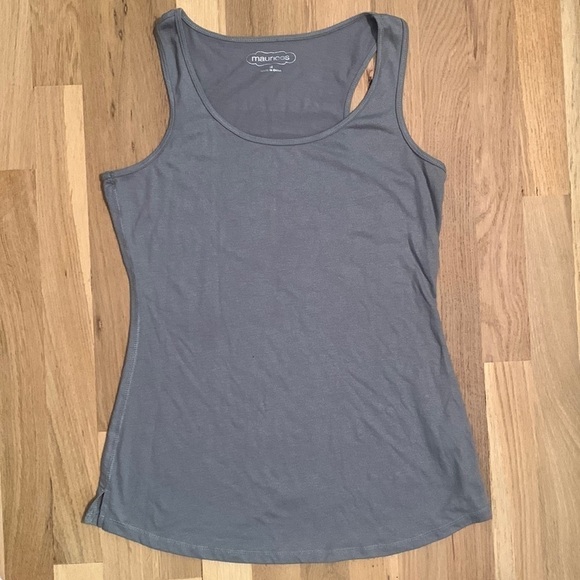 𝅺maurices Silver/Gray Racerback Tank Top with Slight Sheen Women’s M - Picture 1 of 9